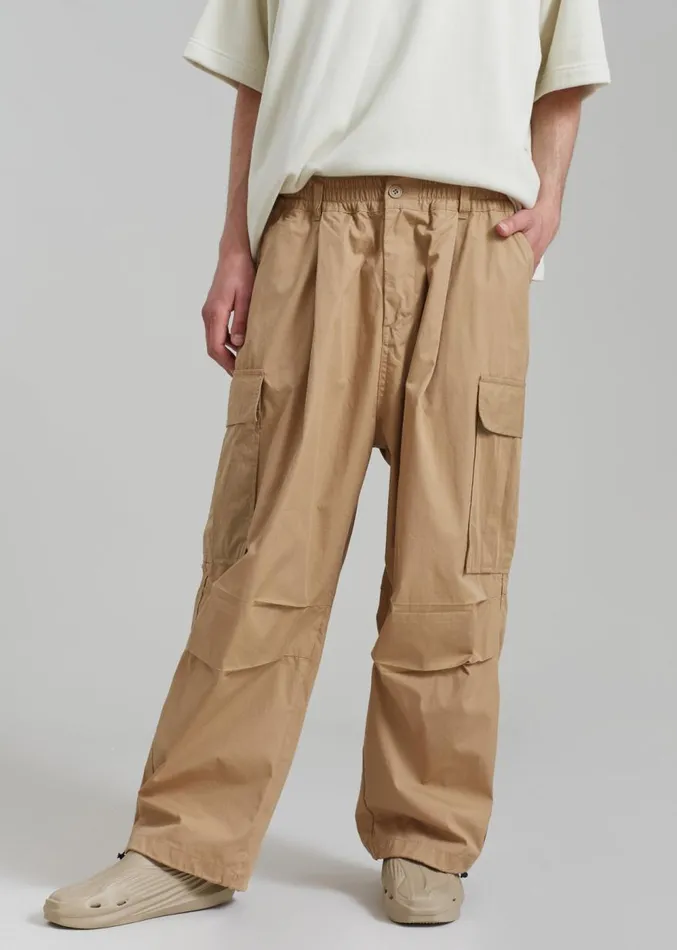 The Frankie Shop Stu Colorblock Cargo Pants 8211 Tan Men Bottoms