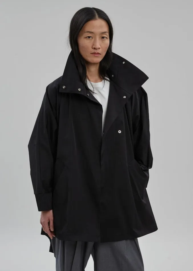 The Frankie Shop Yviche Poncho Jacket 8211 Black Women Clothing
