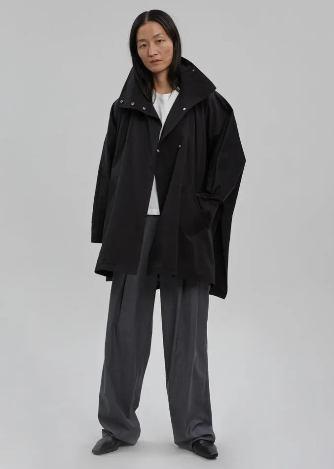 The Frankie Shop Yviche Poncho Jacket 8211 Black Women Clothing