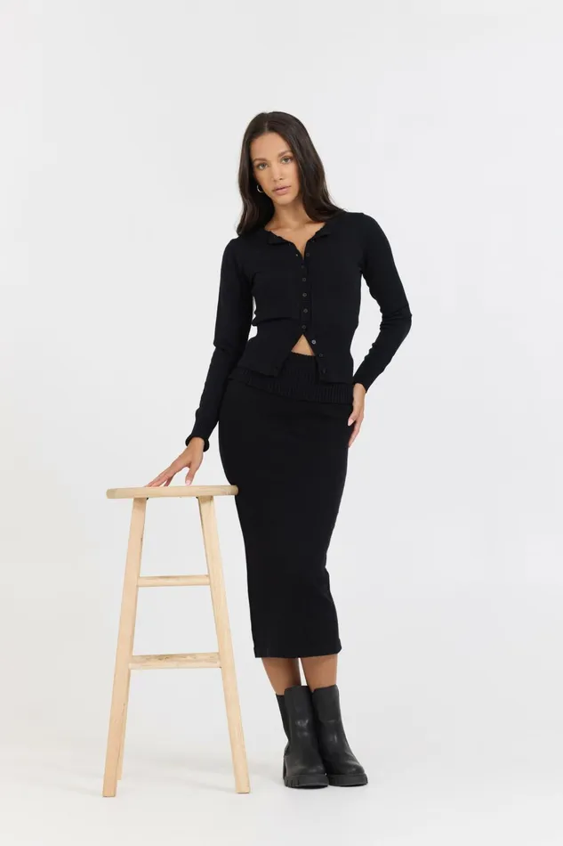 Vintage Havana Casual Tops Women Black Slim Fit Knit Button Down Black