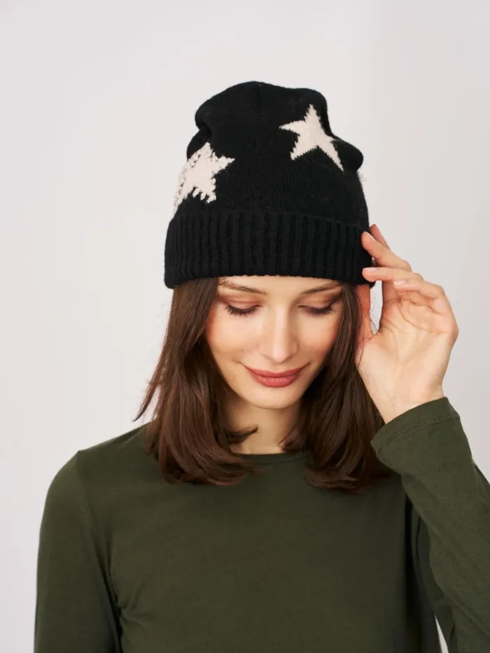 Vintage Havana Winter Hats Women STAR POMPOM BEANIE Black