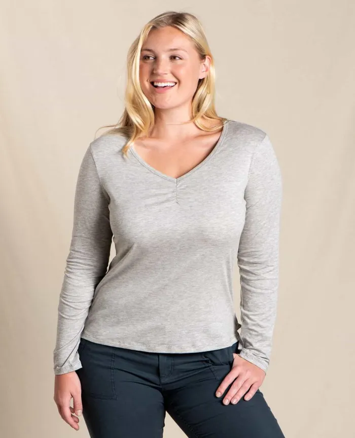 Women039s Rose Long Sleeve Tee Heather Grey ToadandCo Tops and TShirts