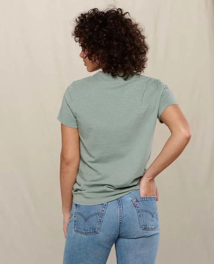 Women039s Women039s Primo Crew Embroidered Daisy Embroidery ToadandCo Tops and TShirts