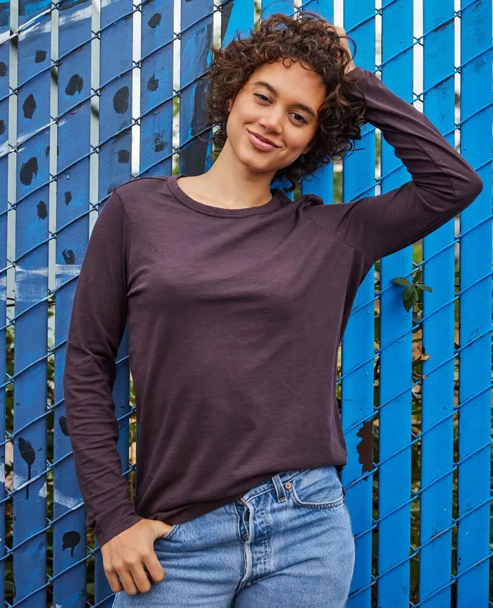 Women039s Women039s Primo Long Sleeve Crew Carob ToadandCo Tops and TShirts