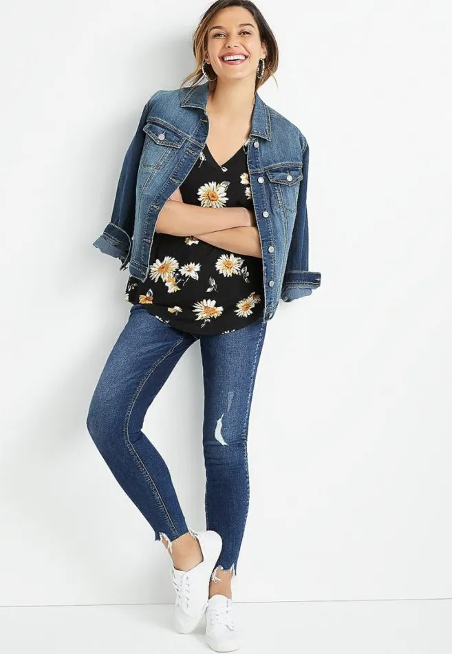 Women 247 Black Daisy VNeck Tank Top Maurices Tops