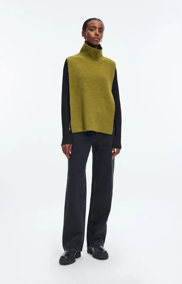 Women A Day039s March Accessories Emilia Wool Bib