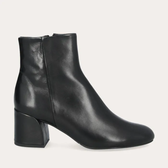 Women A3510 Billi Bi Booties