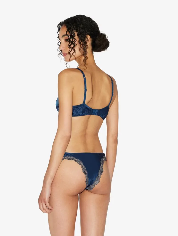 Women Bras La Perla Silk Underwired Bra In Blue With Frastaglio