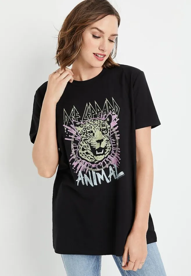 Women Def Leppard Oversized Graphic Tee Maurices Tops