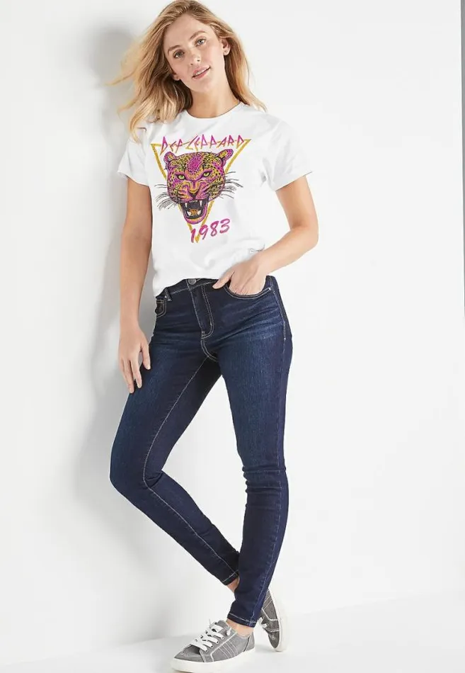 Women Def Leppard Oversized Graphic Tee Maurices Tops
