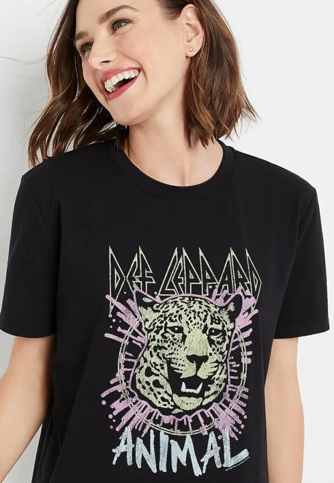 Women Def Leppard Oversized Graphic Tee Maurices Tops