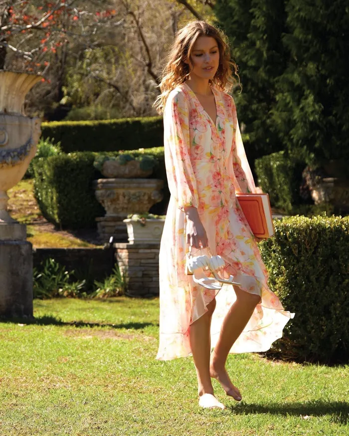 Women Dresses Belle and Bloom Beautiful Escape Dress 8211 Floral Bouquet
