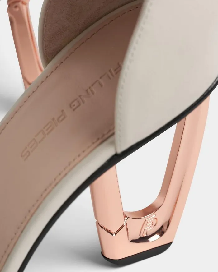 Women Filling Pieces Loafers and Dress Shoes Carabiner Heel Off White