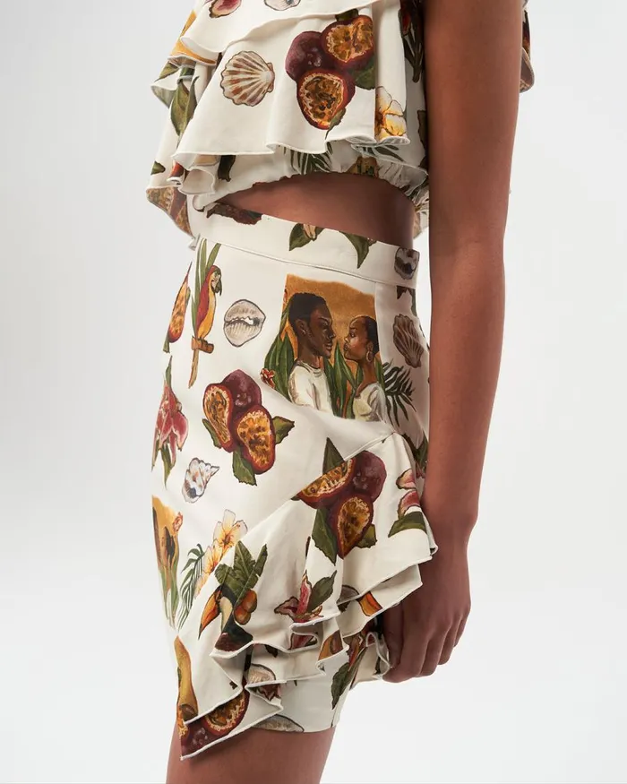 Women Filling Pieces Pants and Shorts Ruffle Skirt Parrot Print White