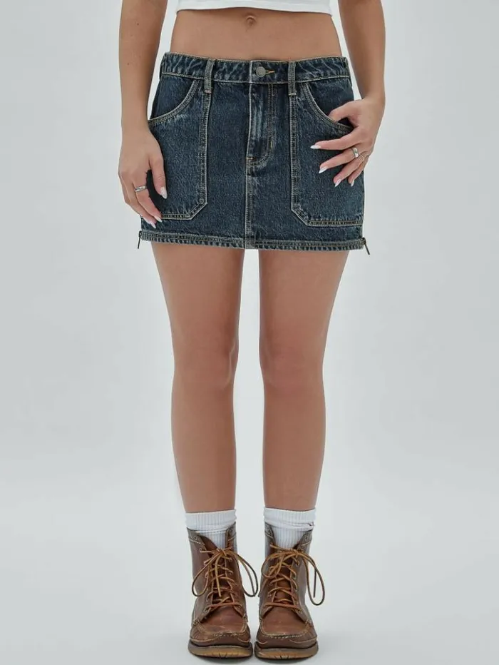 Women GUESS Jeans and Denim GUESS Originals Zip Denim Mini Skirt Go Flight Medium Wash Women GUESS Jeans and Denim GUESS Originals Zip Denim Mini Skirt Go Flight Medium Wash