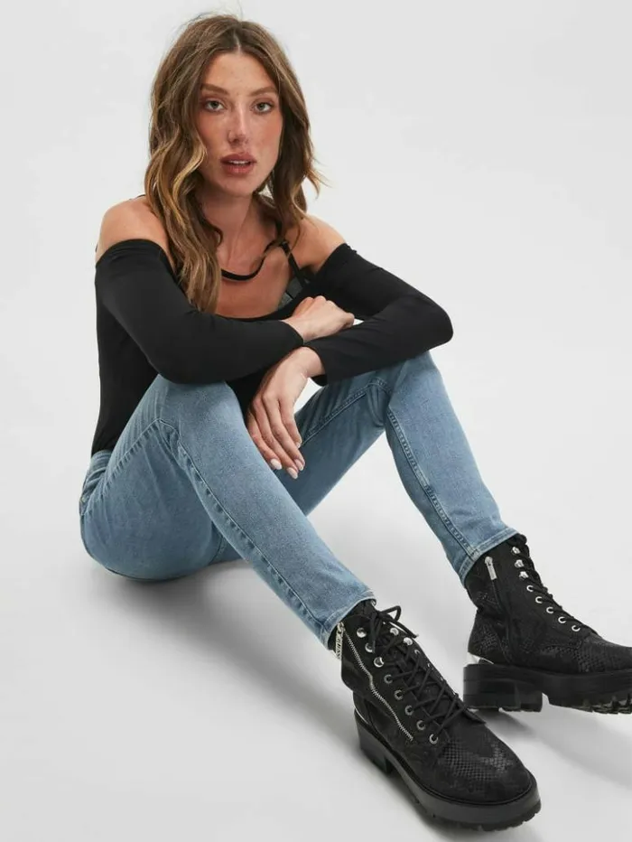 Women GUESS Jeans and Denim LowRise Power Skinny Afina Blue