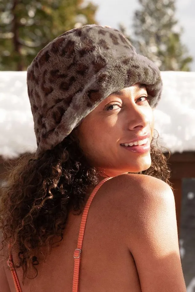 Women Hats and Scarves Cupshe Dynamic Star Leopard Fluffy Bucket Hat Brown