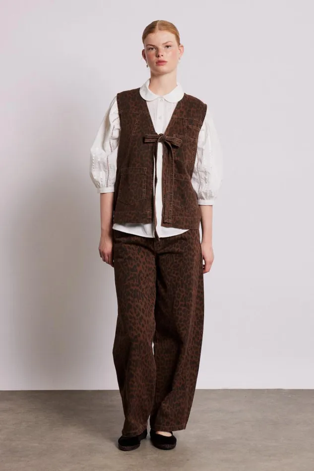 Women Jackets and Coats Damson Madder Dilly Denim Gilet 8211 Dark Leopard