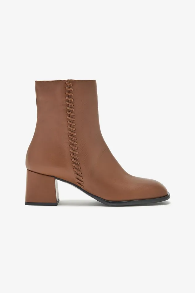 Women Malparmi Boots And Booties Leather Tress Ankle Boots Camel