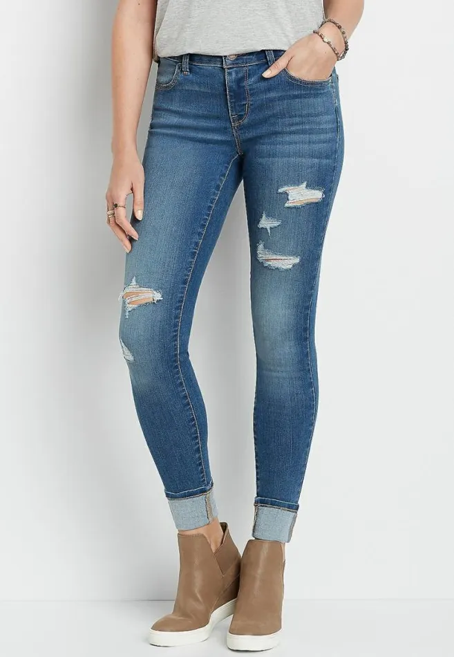 Women Medium Destructed Cuffed Jegging Made With RepreveandReg Maurices Jeans