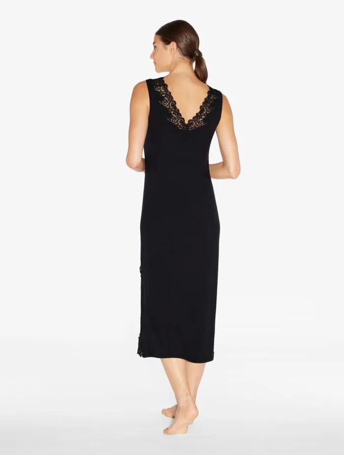 Women Pajamas La Perla Long Cashmere Blend Ribbed Nightgown In Onyx With Frastaglio