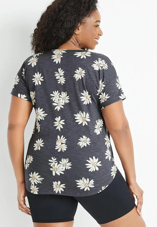 Women Plus Size 247 Gray Daisy Drop Shoulder Tee Maurices Plus Tops