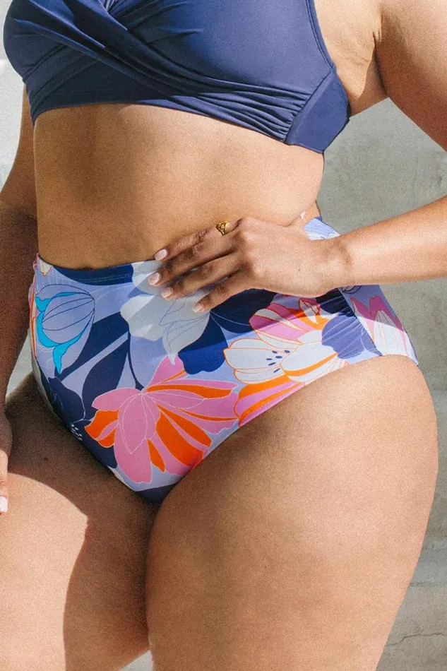 Women Plus Size and Curve Bikinis Cupshe Deep Ocean Side Shirred High Waist Plus Size Bikini Bottom Multicolor
