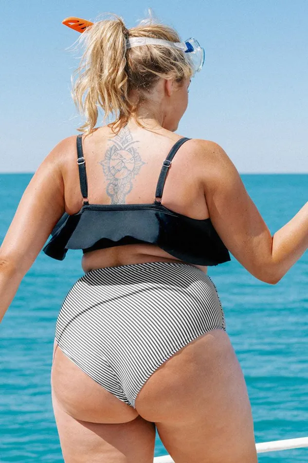Women Plus Size and Curve Bikinis Cupshe Ruffle Plus Size Bikini With High Waisted Bottom Blackwhite
