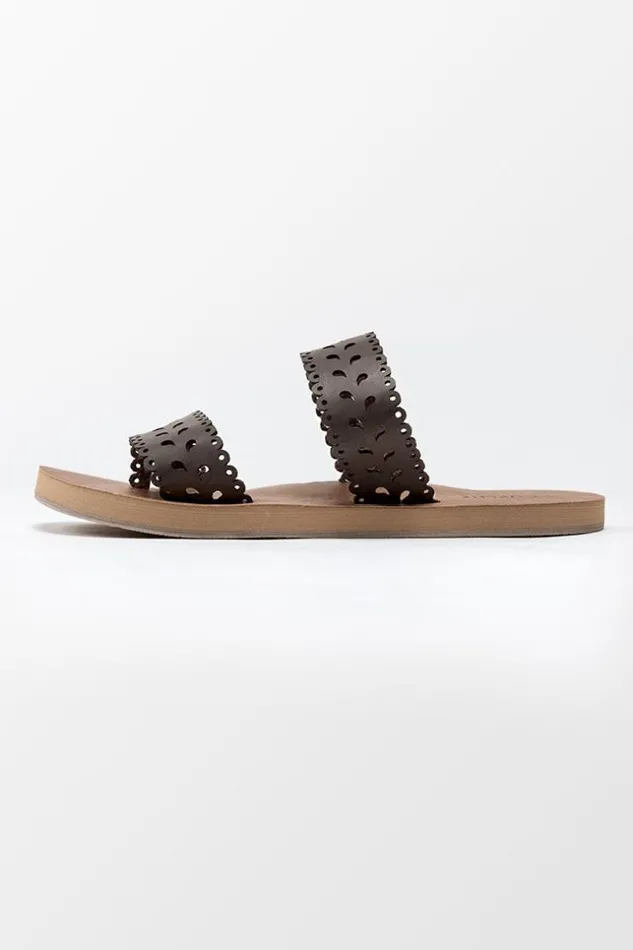 Women Sandals Cupshe Tempe Hollow Out Slide Sandals Taupe