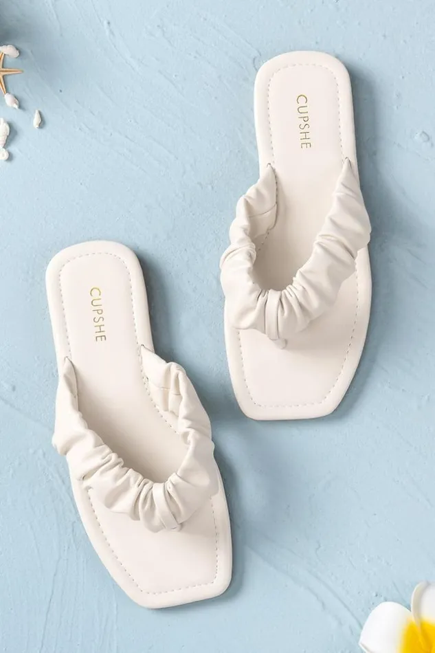 Women Sandals Cupshe White Orchid Ruched Thong Sandals White