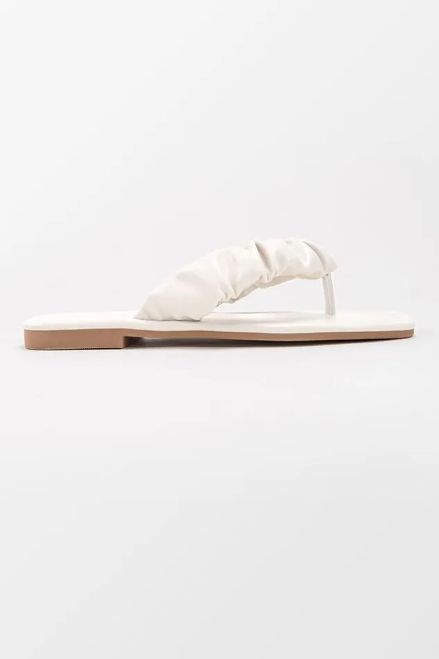 Women Sandals Cupshe White Orchid Ruched Thong Sandals White