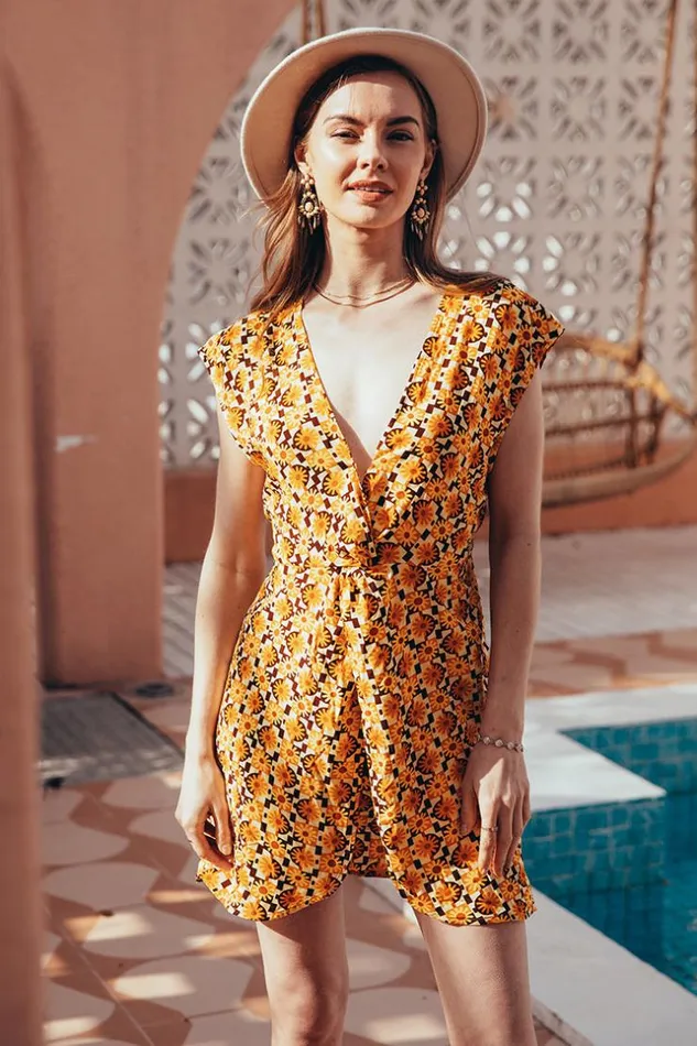 Women Short Dresses Cupshe Asia Vneck Fitted Waisted AShape Dress Multicolor