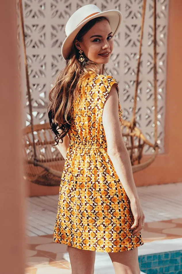 Women Short Dresses Cupshe Asia Vneck Fitted Waisted AShape Dress Multicolor