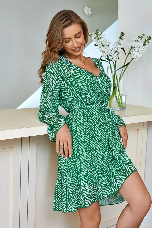 Women Short Dresses Cupshe Londyn Vneck Bell Sleeve AShape Dress Green