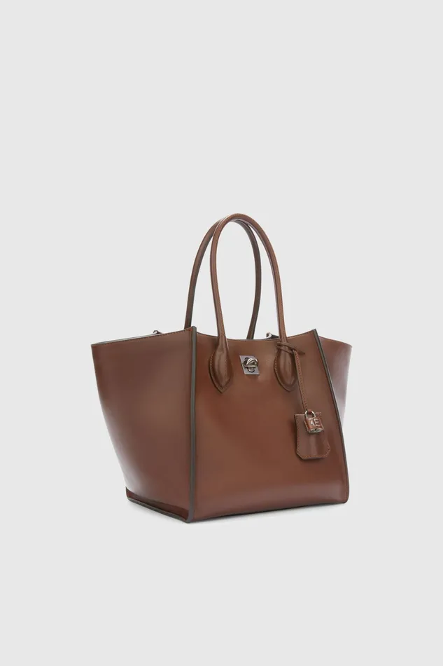 Women Shoulder Bags Ermanno Scervino Designer Maggie Bag In Smooth Calfskin 8211 Ermanno Scervino Women Shoulder Bags Ermanno Scervino Designer Maggie Bag In Smooth Calfskin 8211 Ermanno Scervino