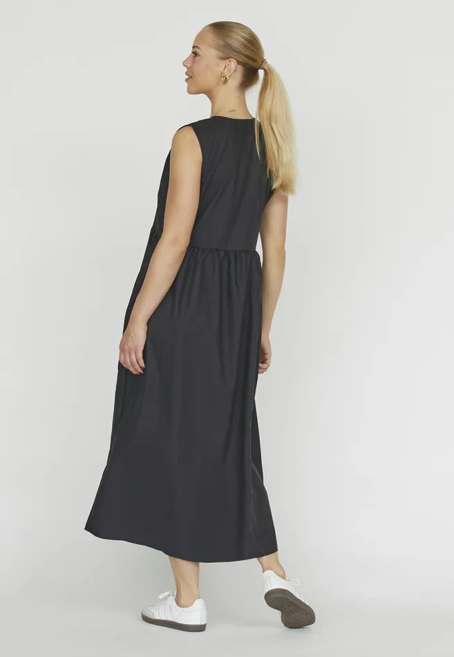 Women Sisters Point Dresses GIRODR Black