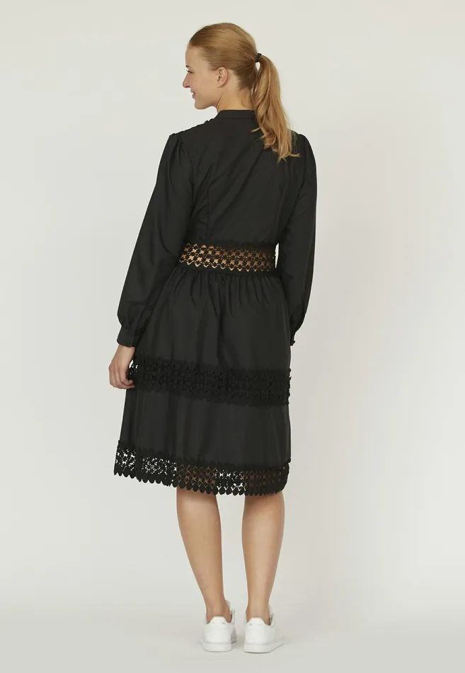 Women Sisters Point Dresses NEVEDR Black