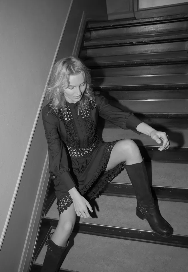 Women Sisters Point Dresses NEVEDR Black