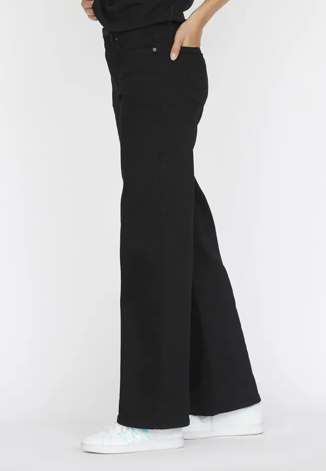 Women Sisters Point Pants and Jeans OWIWJE11 Black