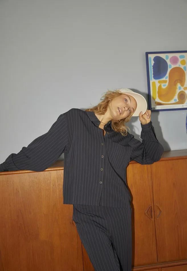 Women Sisters Point Shirts and Blouses VERINASH Navycream