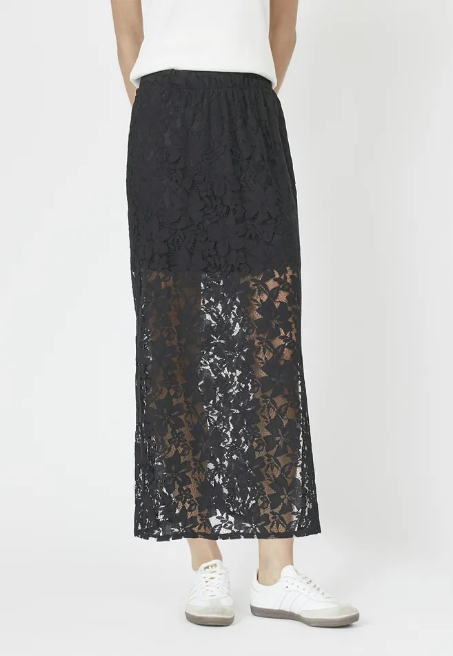 Women Sisters Point Skirts GIZETTESK Black