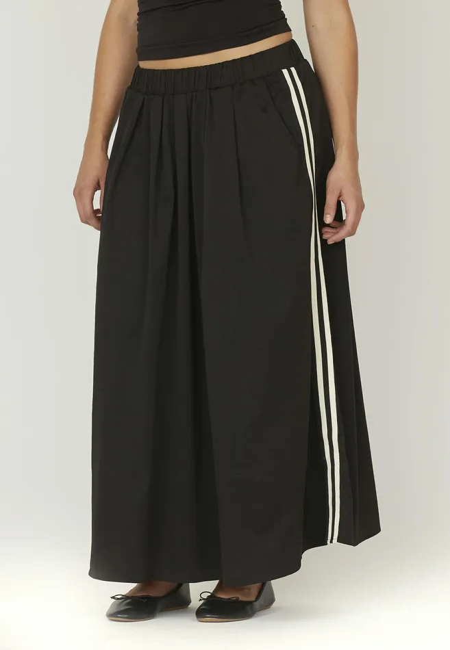 Women Sisters Point Skirts NARASKIRT Blackcream