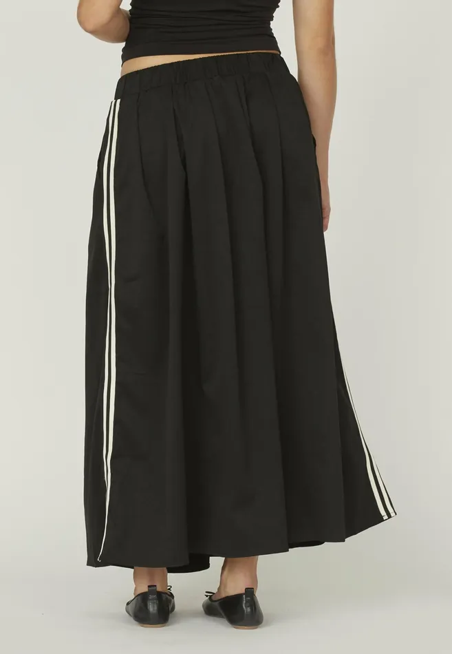 Women Sisters Point Skirts NARASKIRT Blackcream