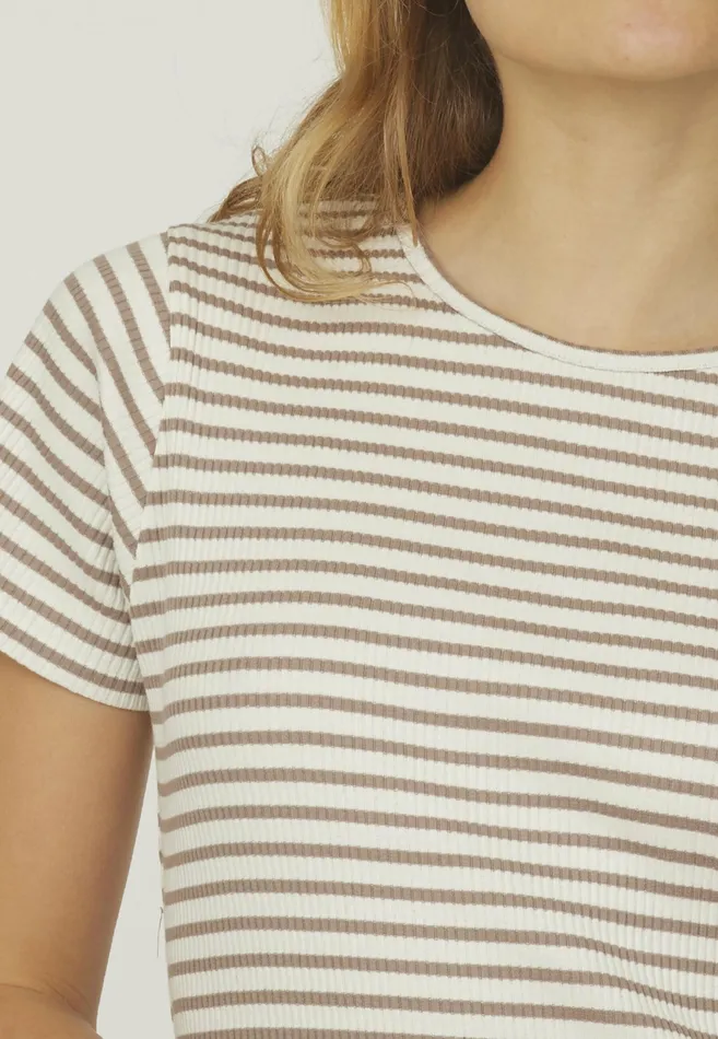 Women Sisters Point Tshirts EIKESSSTR Creamsand
